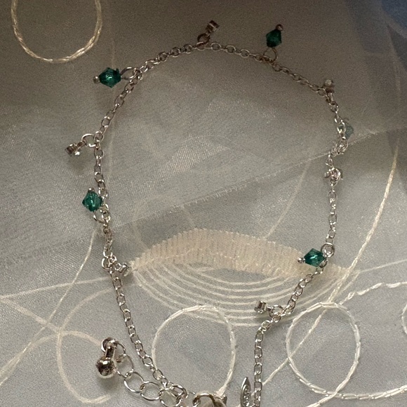 Vintage Avon 2008 Emerald Green Crystal Anklet Silver Dainty Adjustable NIB B13 - Picture 9 of 15